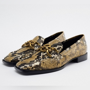 ZARA ANIMAL PRINT‎ LEATHER LOAFERS